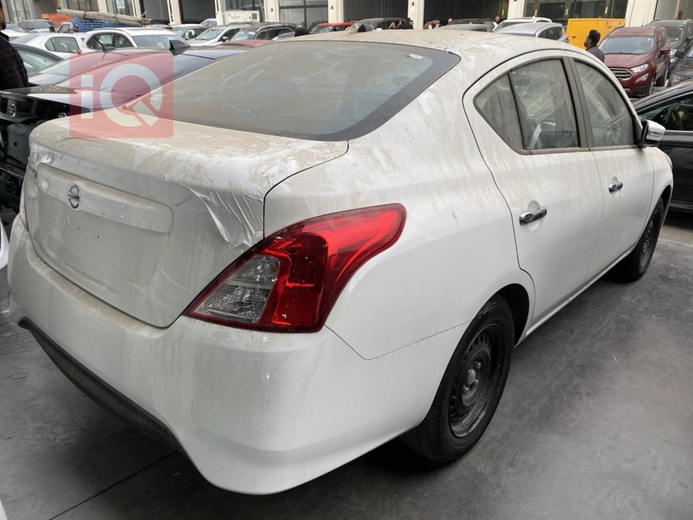 Nissan Sunny